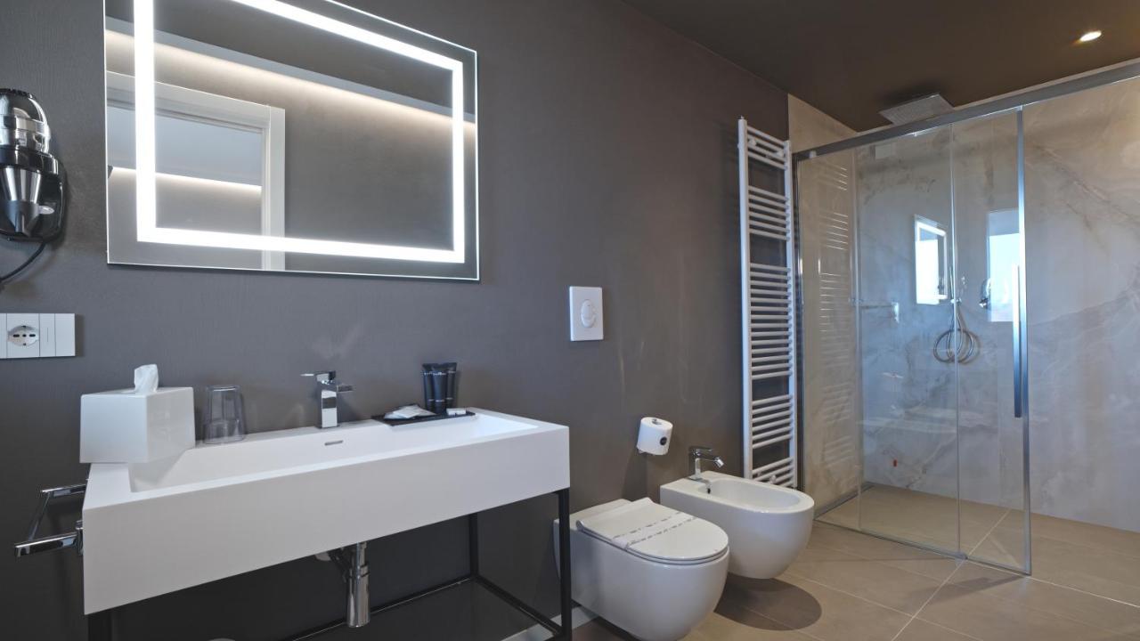 Hotel Cristal Sirmione Eksteriør billede